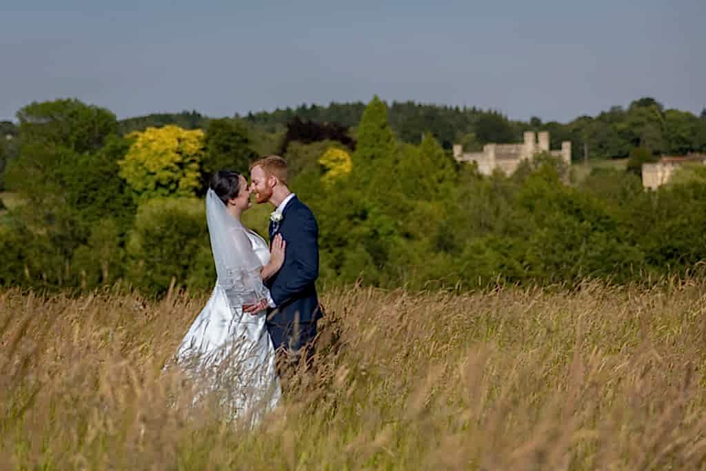 _MGL0464 Posing naturally for wedding photography