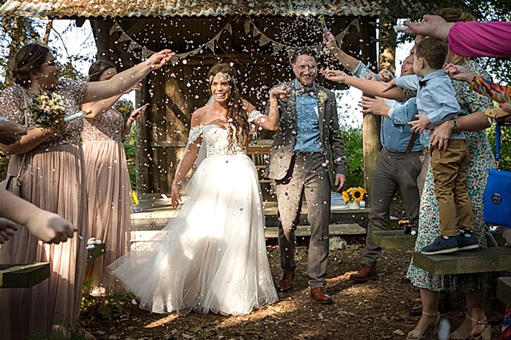 2020 JENNY & DAVID -0324 HOW TO MAKE THE MOST OF YOUR WEDDING PHOTOGRAPHY BUDGET